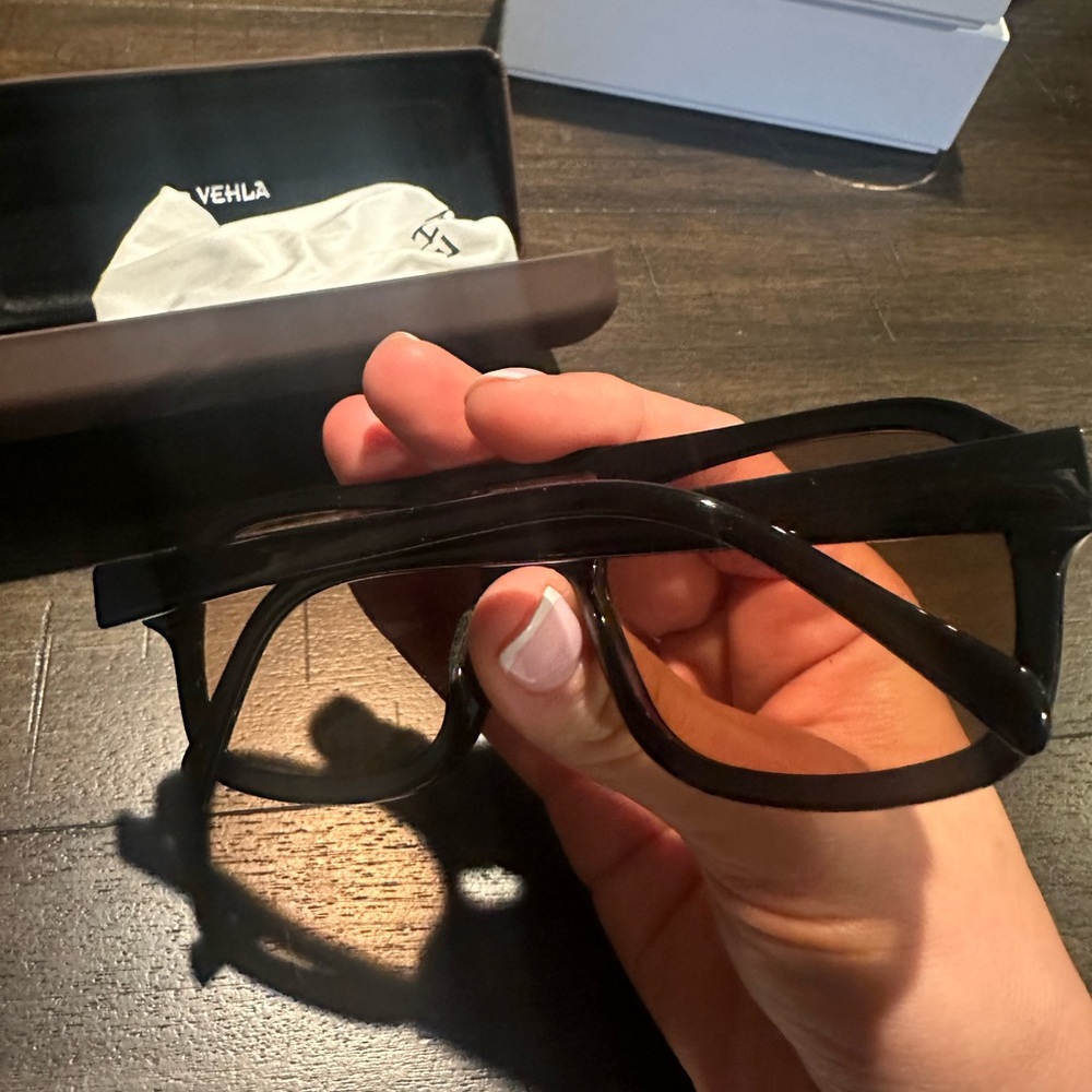VEHLA SUNGLASSES - Picture 3 of 3